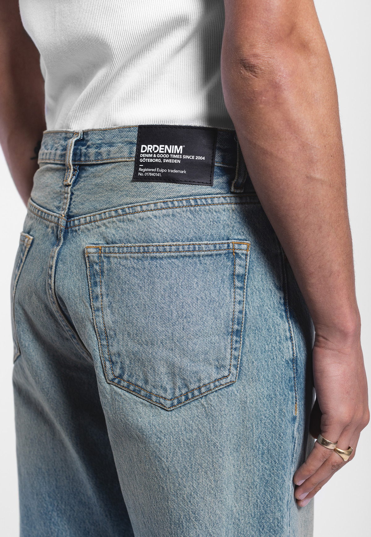 DrDenim - Omar Relaxed Denim - Stream Sky Aged - Image 5